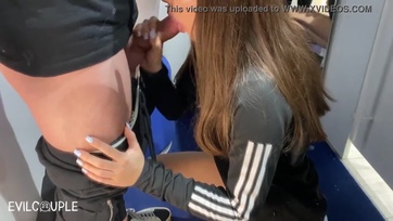 Rizikós oboázás egy nagy picsájú tini bébivel Thumb